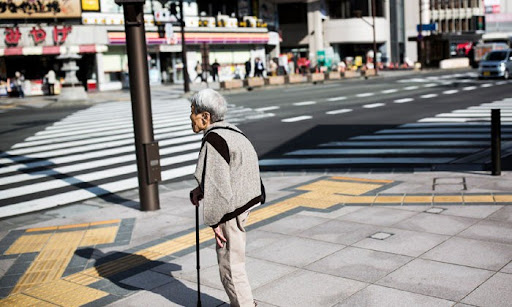 สถานการณ์ขาดแคลนแรงงานและนโยบายเปิดรับแรงงานต่างชาติของญี่ปุ่น