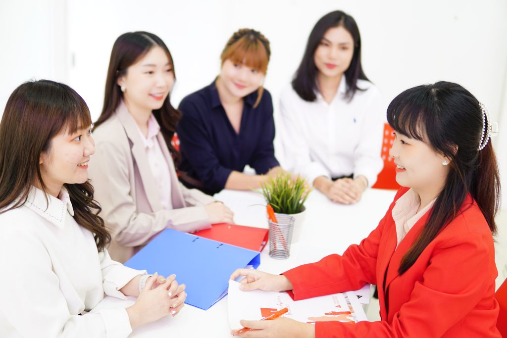 【高度人材とは？】日本採用が進む外国人高度人材の特徴と企業が知るべきポイント